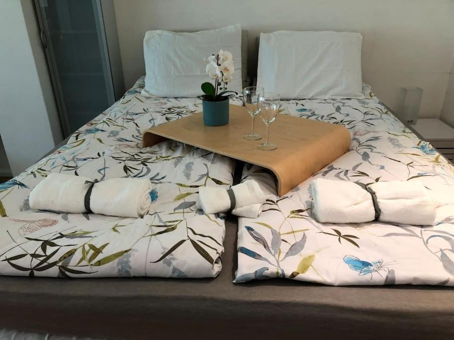 Apartment Stylish Spacious Near Centre By The Sea *